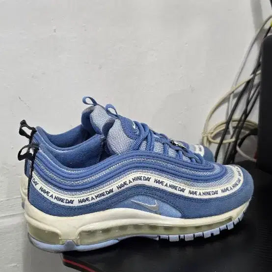 [BUNJANG] Nike Air Max 97 Have A Nike Day Blue (235) / 나이키 에어맥스 97 해브어 나이키 데이 블루(235)