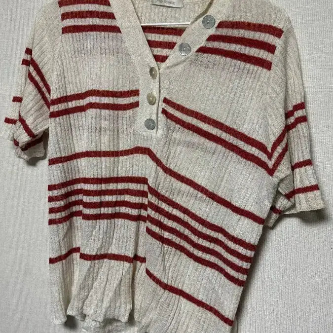 [BUNJANG] MEI+SENSE Red Stripe Short Sleeve Knit Top / MEI+SENSE 레드 스트라이프 반팔 니트