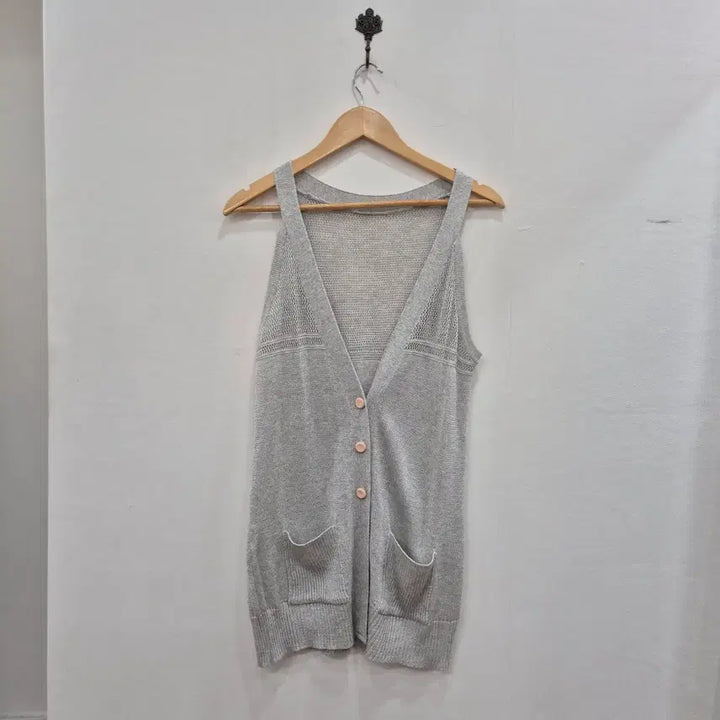 [BUNJANG] Gray Knit Vest Cardigan / 회색 니트 조끼 가디건
