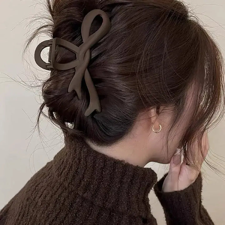 [BUNJANG] Ribbon Matte Hair Claw Clip - Olive Green / 새상품) 리본 매트 헤어 집게핀 올리브그린 헤어핀