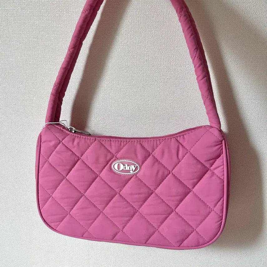[BUNJANG] Ordinary Holiday Quilted Shoulder Bag Tote Mini Bag / 오디너리홀리데이 퀼팅 숄더백 토트백 미니백 가방