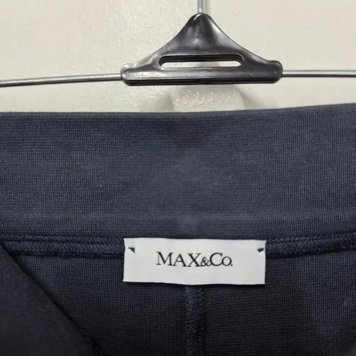 [BUNJANG] Max Mara Shorts / 막스앤코 반바지