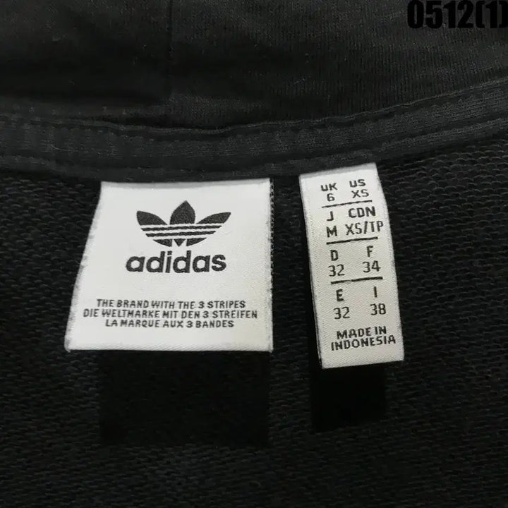 [BUNJANG] Adidas Black/White Cropped Hoodie / 아디다스 블랙/화이트 크롭 후드티