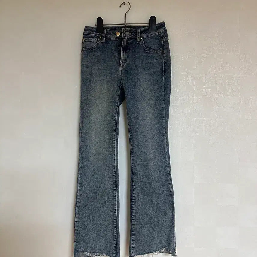 [BUNJANG] Guess Bootcut Jeans Denim / 게스 부츠컷 청바지 데님