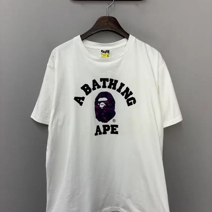 [BUNJANG] BAPE Color Camo College White T-Shirt / 베이프 컬러 카모 컬리지 화이트 반팔  A3688