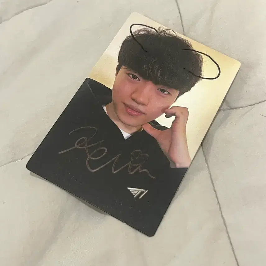 [BUNJANG] T1 Keria 2023 T1 Membership 1st Gen Autographed Graffiti Photocard / T1 케리아 2023 티원 멤버십 1기 친필 싸인 낙서 포토카드 포카