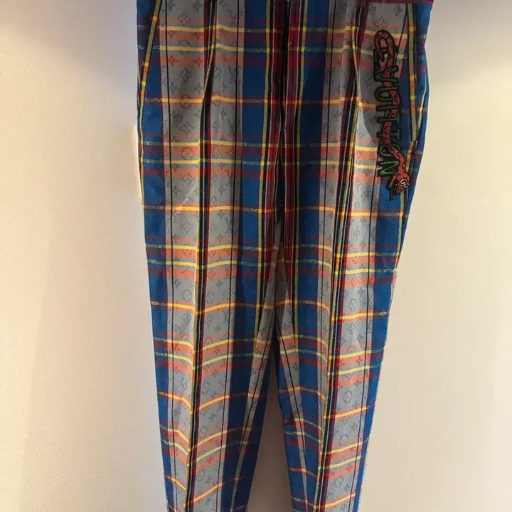 [BUNJANG] Louis Vuitton Monogram Snake Check Pants / 루이비통 모노그램 스네이크 체크팬츠 판매합니다 (방탄 뷔 착용)