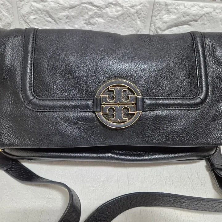 [BUNJANG] Tory Burch Leather Crossbody Bag / 토리버치