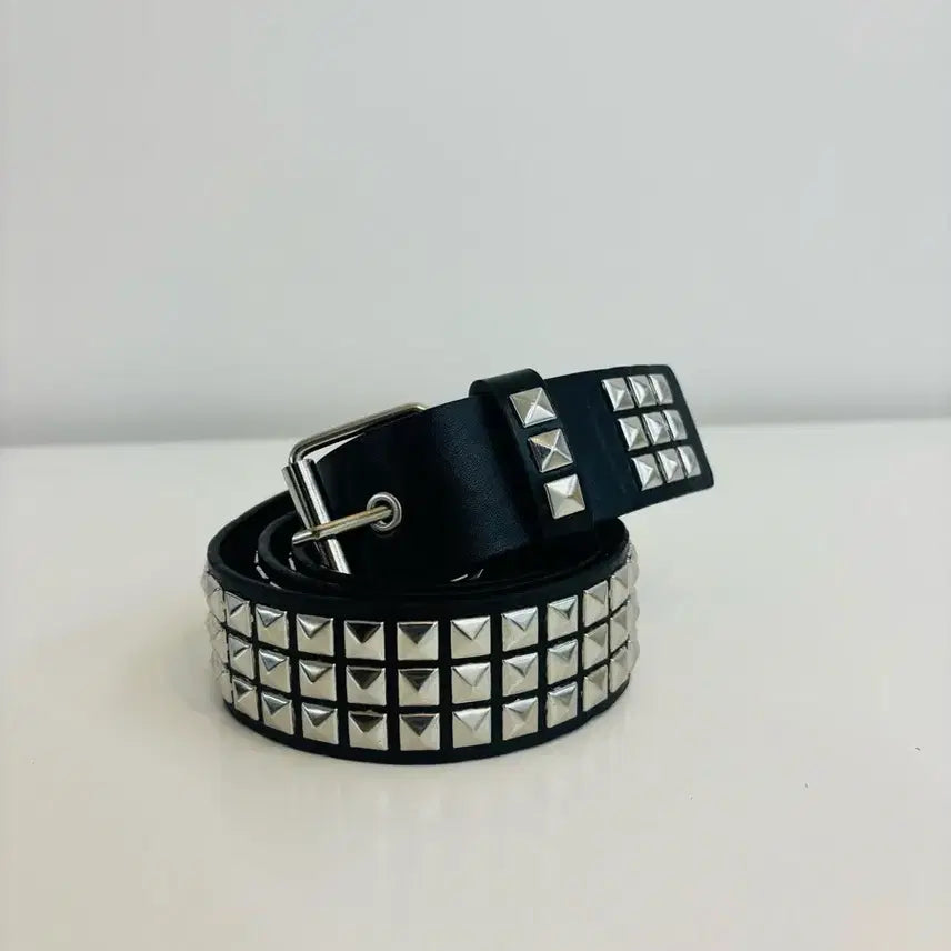 [BUNJANG] ERD Style Studded Belt / 스터드 벨트