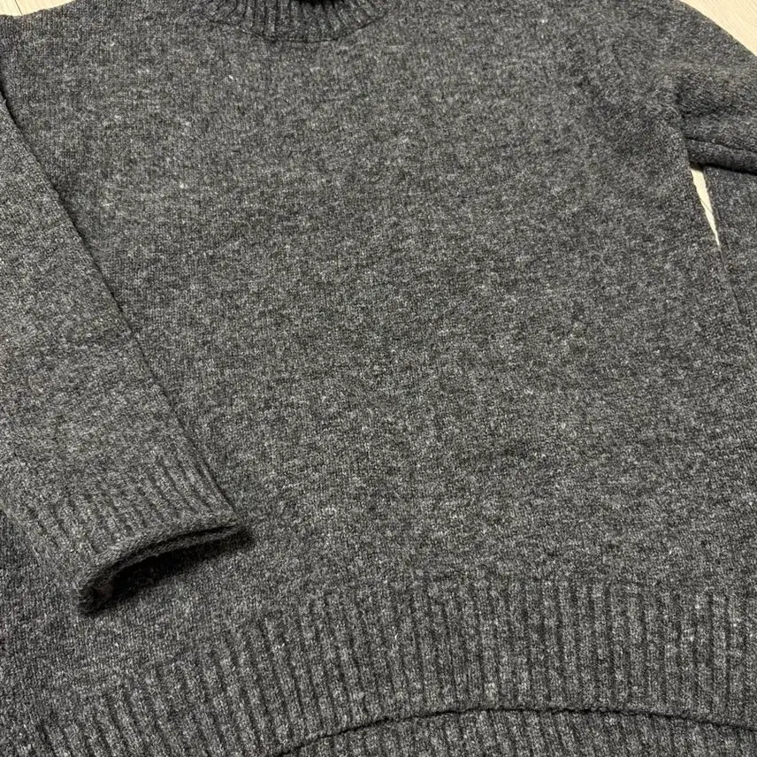 [BUNJANG] Charcoal Grey Semi-Turtleneck Knit Sweater (Size 55-66) / 반폴라 그레이 차콜 니트 55-66