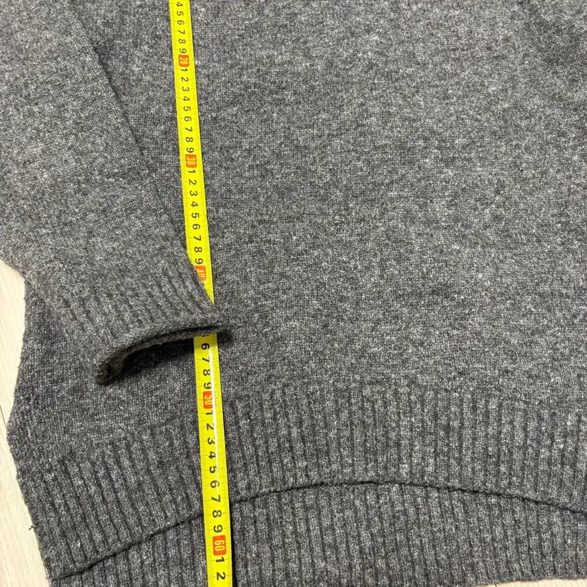 [BUNJANG] Charcoal Grey Semi-Turtleneck Knit Sweater (Size 55-66) / 반폴라 그레이 차콜 니트 55-66
