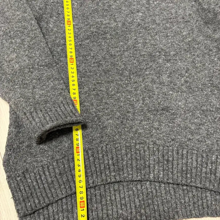 [BUNJANG] Charcoal Grey Semi-Turtleneck Knit Sweater (Size 55-66) / 반폴라 그레이 차콜 니트 55-66