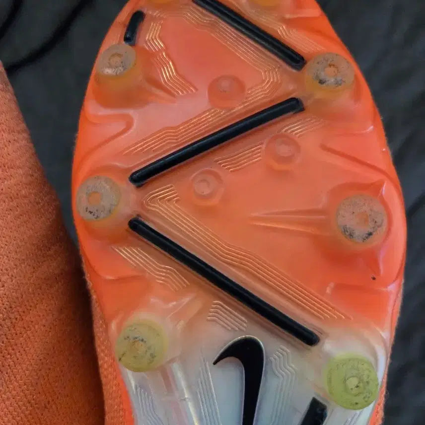 [BUNJANG] Nike Phantom GX Elite AG-PRO Soccer Cleats - 260mm (Bosnia) / 나이키 팬텀 GX 엘리트 AG-PRO 260(보스니아)