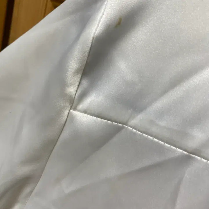 [BUNJANG] Fayeed Satin Shirt / 페일제이드 새틴 크롭 셔츠