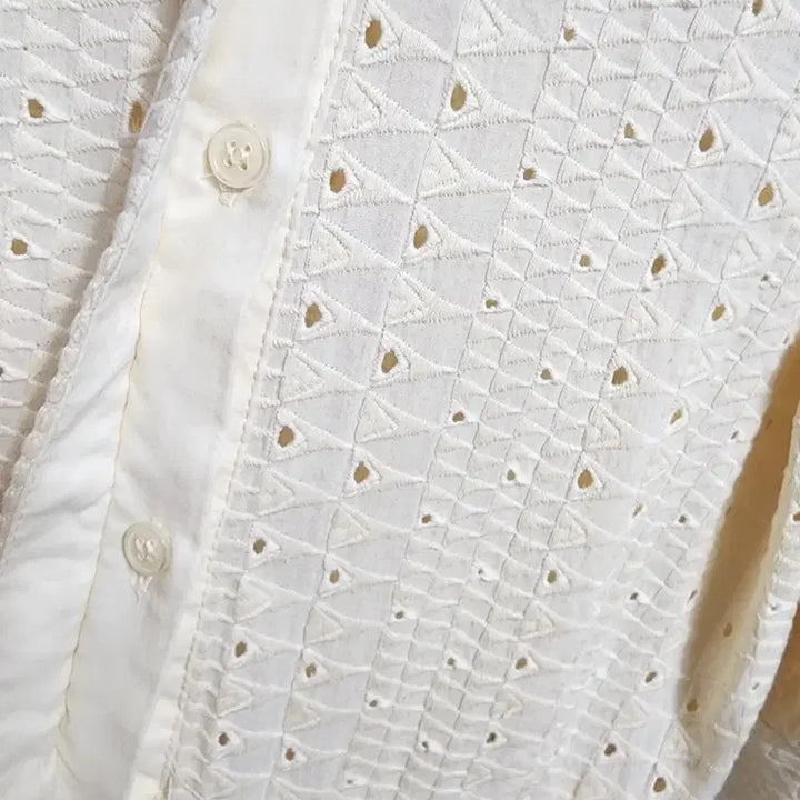[BUNJANG] Karl Lagerfeld Embroidered Punching Dress / 칼라거펠트 자수펀칭 원피스 여성85