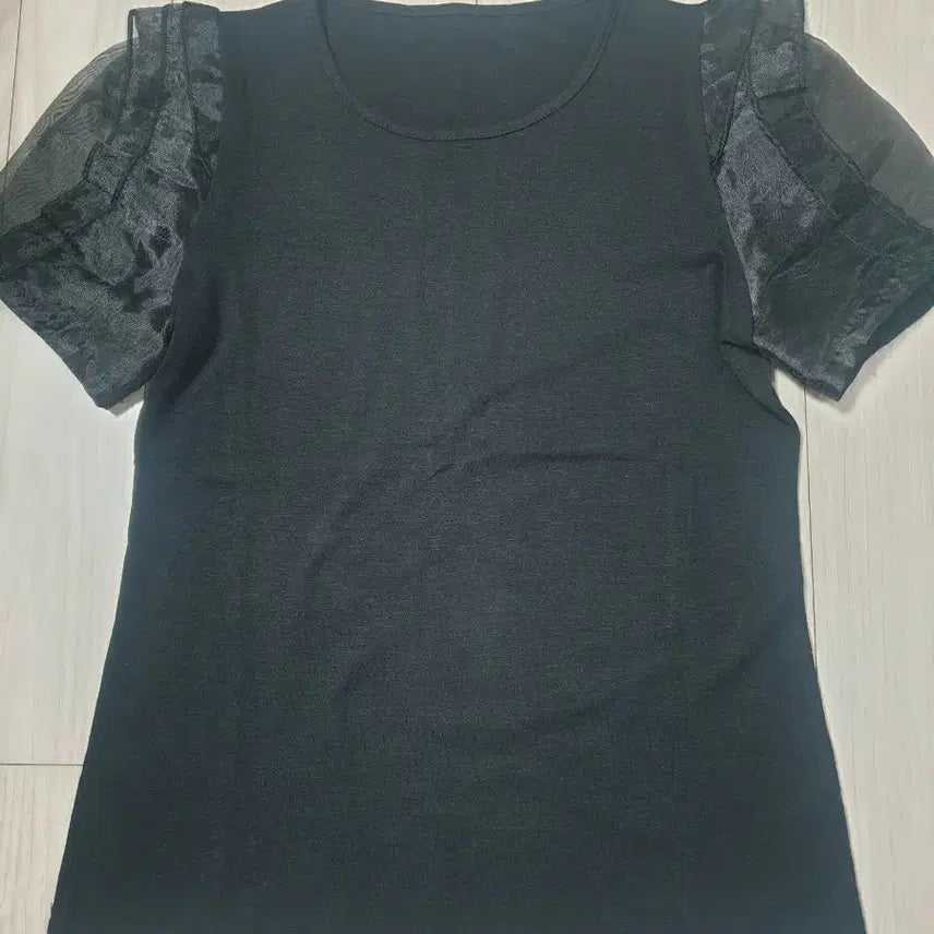 [BUNJANG] Frill Short Sleeve T-Shirt / 프릴반팔티셔츠