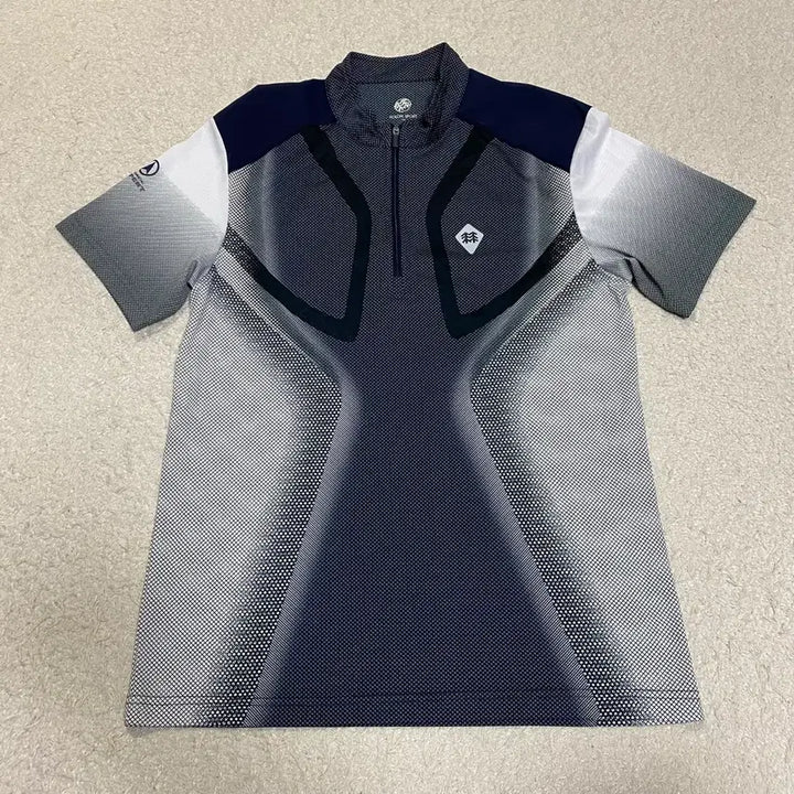 [BUNJANG] KOLON SPORT Gradient Functional T-shirt 100 / 코오롱스포츠 반팔 기능성 티셔츠 그라데이션 100