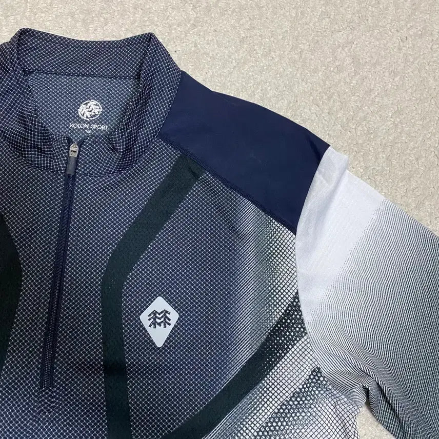 [BUNJANG] KOLON SPORT Gradient Functional T-shirt 100 / 코오롱스포츠 반팔 기능성 티셔츠 그라데이션 100