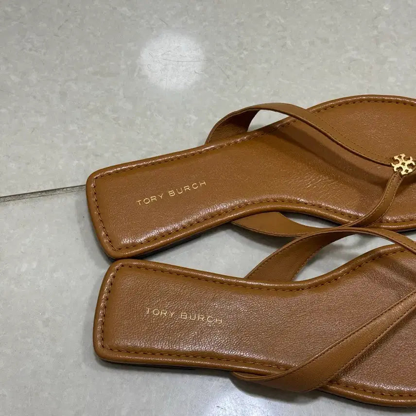 [BUNJANG] Tory Burch Leather Slides 6M / 토리버치 가죽 쪼리 6M