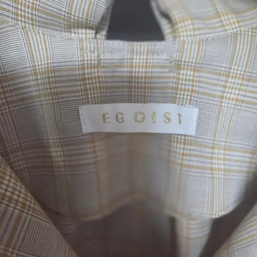 [BUNJANG] EGOIST Check Pearl Embellished Blouse / EGOIST 체크 진주 장식 블라우스 FREE