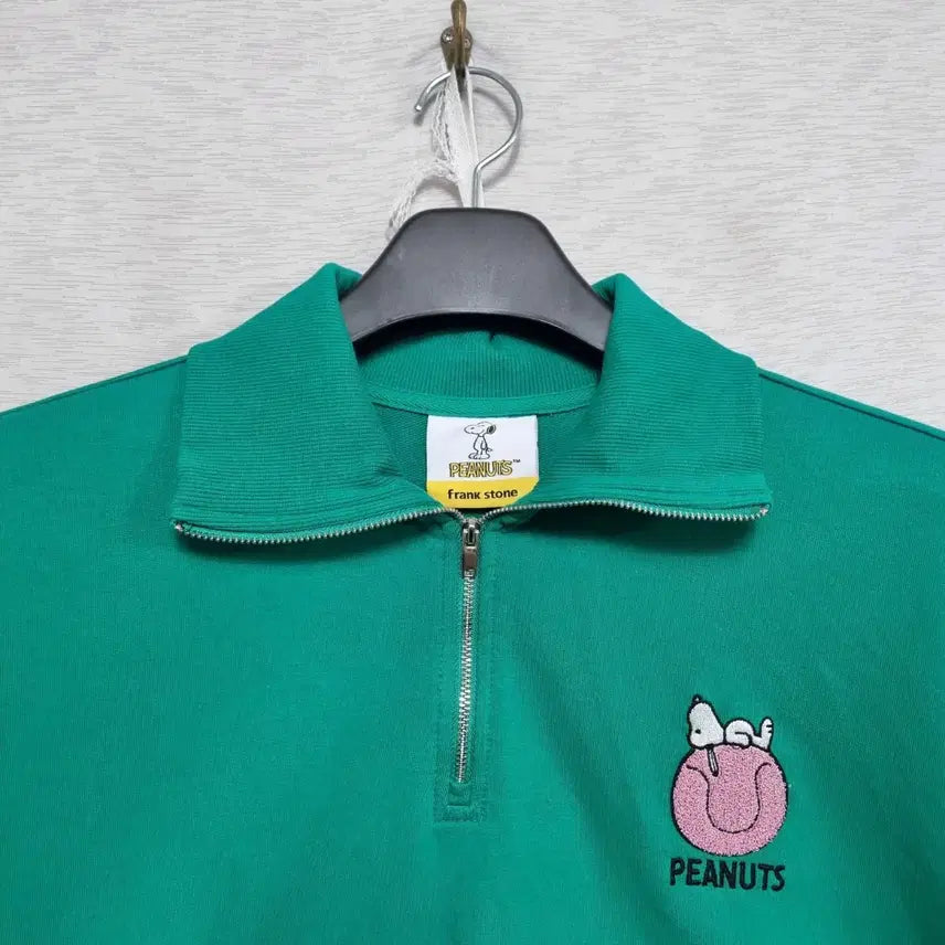 [BUNJANG] Frank Stone Green SNOOPY Half-Zip Sweatshirt Women&