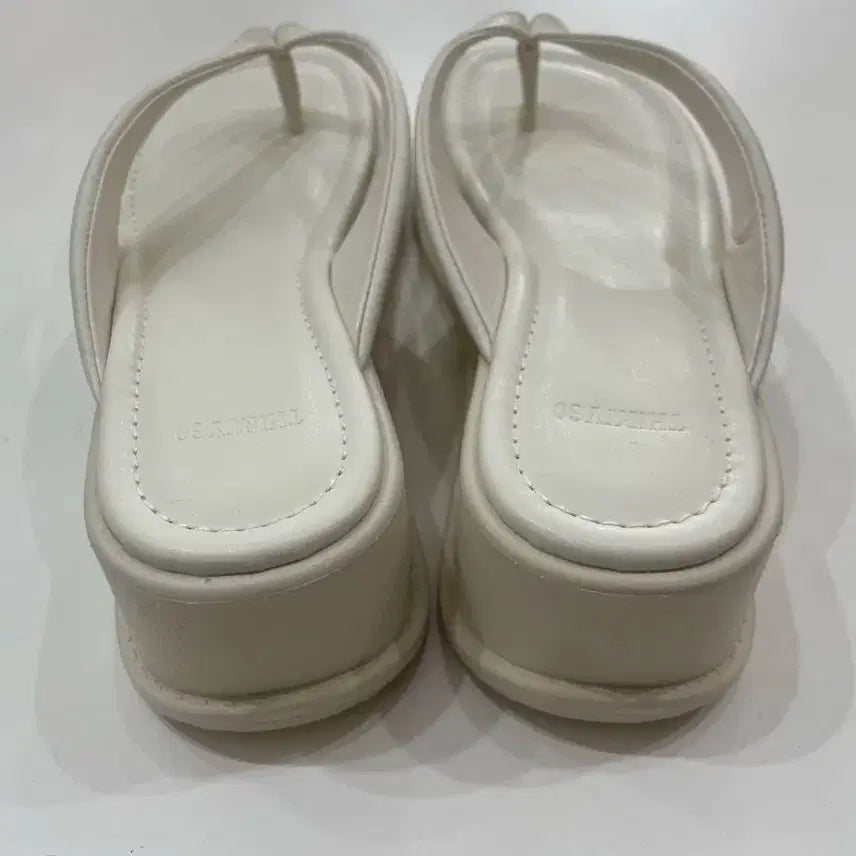 [BUNJANG] White 5cm Platform Flip-Flops Size 37 / 37 통굽 쪼리(새상품)