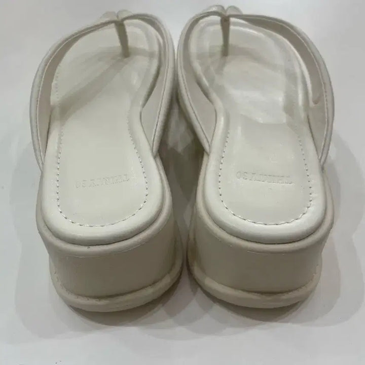 [BUNJANG] White 5cm Platform Flip-Flops Size 37 / 37 통굽 쪼리(새상품)