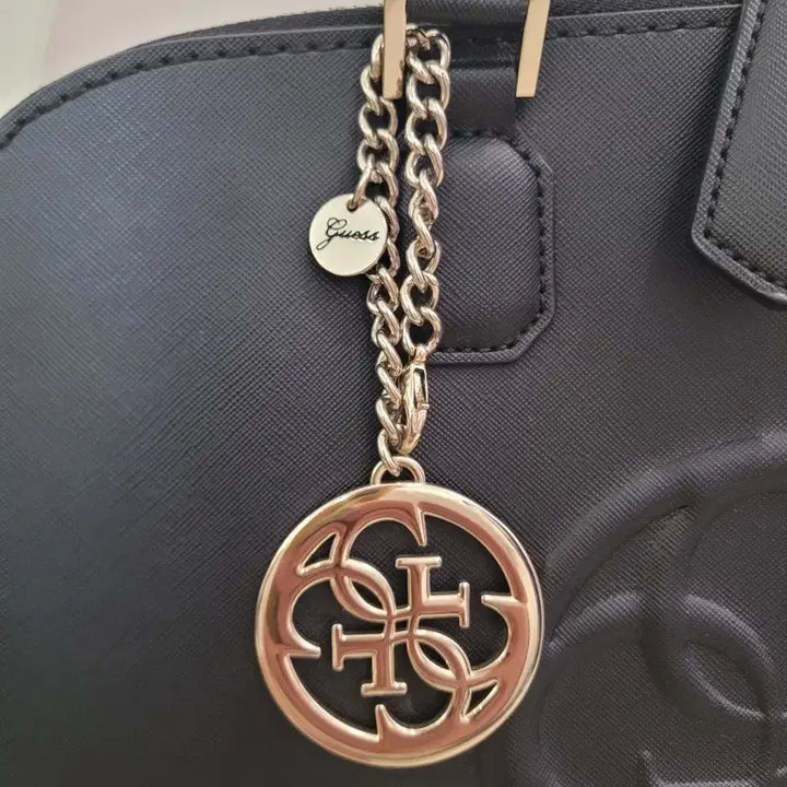 [BUNJANG] Guess Cori Dome Satchel Tote Bag / 게스 블랙 코리 돔 사첼백 토트백