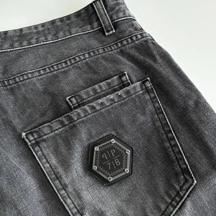 [BUNJANG] Philipp Plein Straight Denim Jeans - Grey / 31) 필립플레인 스트레이트 데님 청바지 그레이