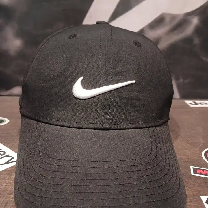 [BUNJANG] Nike Legacy91 Dri-FIT Swoosh Ball Cap / 나이키 레거시91 드라이핏 스우시 볼캡