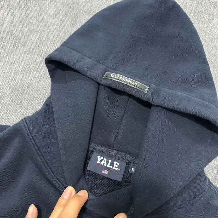 [BUNJANG] Yale University S-Size Hoodie / S 예일 YALE 후드티