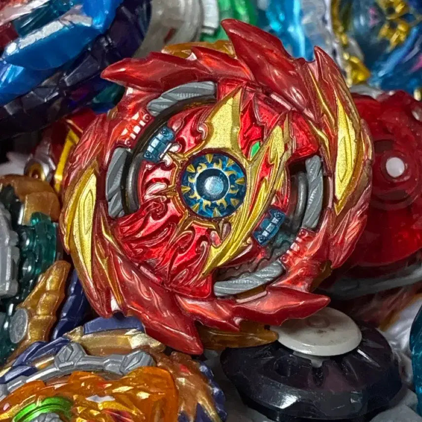 [BUNJANG] Beyblade SuperKing Super Hyphelion Top / 베이블레이드 팽이 슈퍼킹 슈퍼 하이펠리온 팝니다