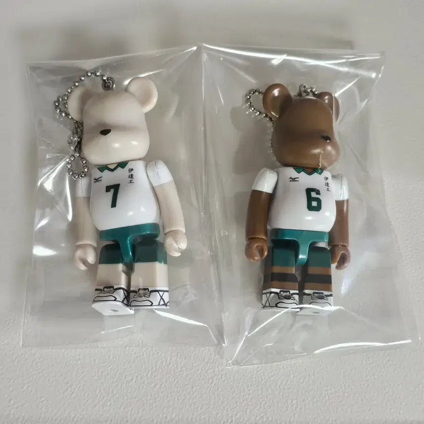 [BUNJANG] Futakuchi Kenji Aone Takanobu Haikyuu!! Datte Kogyo Bearbrick Set / 후타쿠치 켄지 아오네 타카노부 베어브릭 하이큐 다테공고