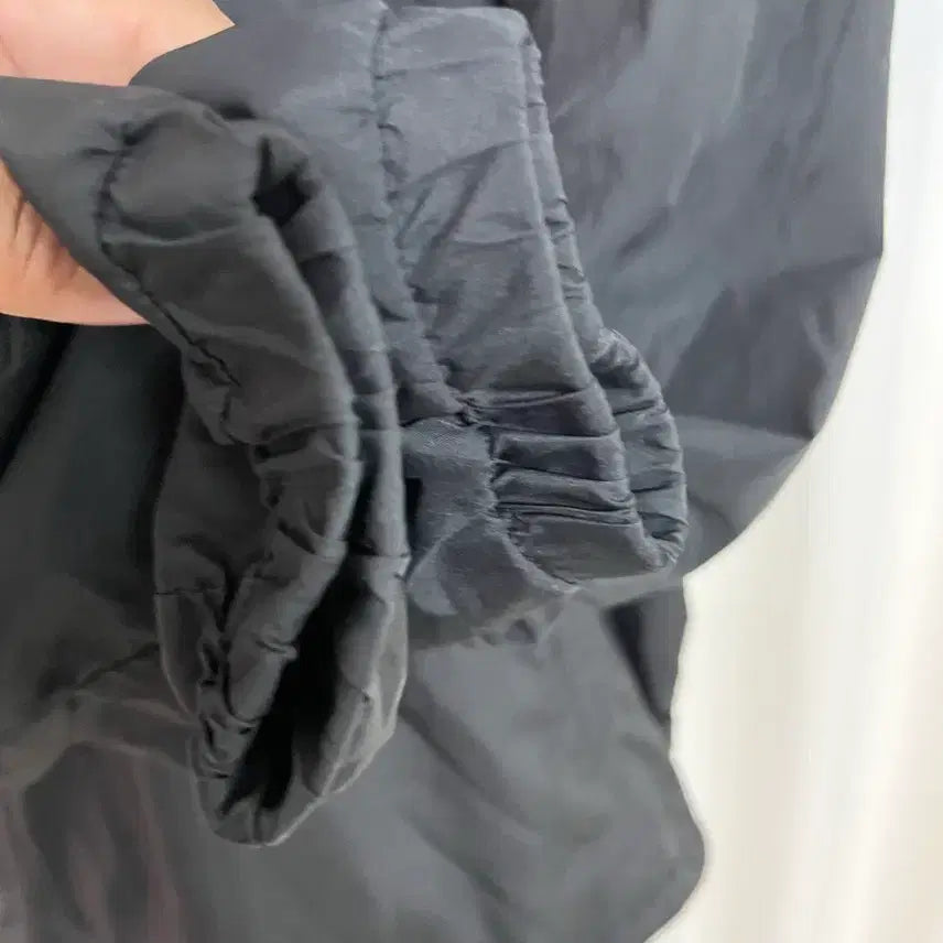 [BUNJANG] Mizuno Black Anorak Windbreaker L / 미즈노 블랙 아노락 바람막이 L