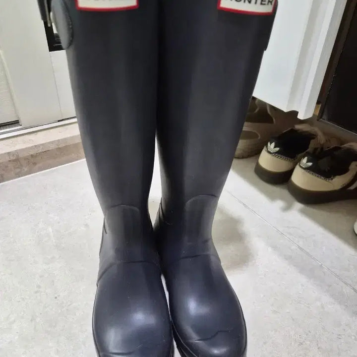 [BUNJANG] Hunter Rain Boots Navy with Socks EU37 / 헌터 레인부츠 네이비 +삭스 EU37