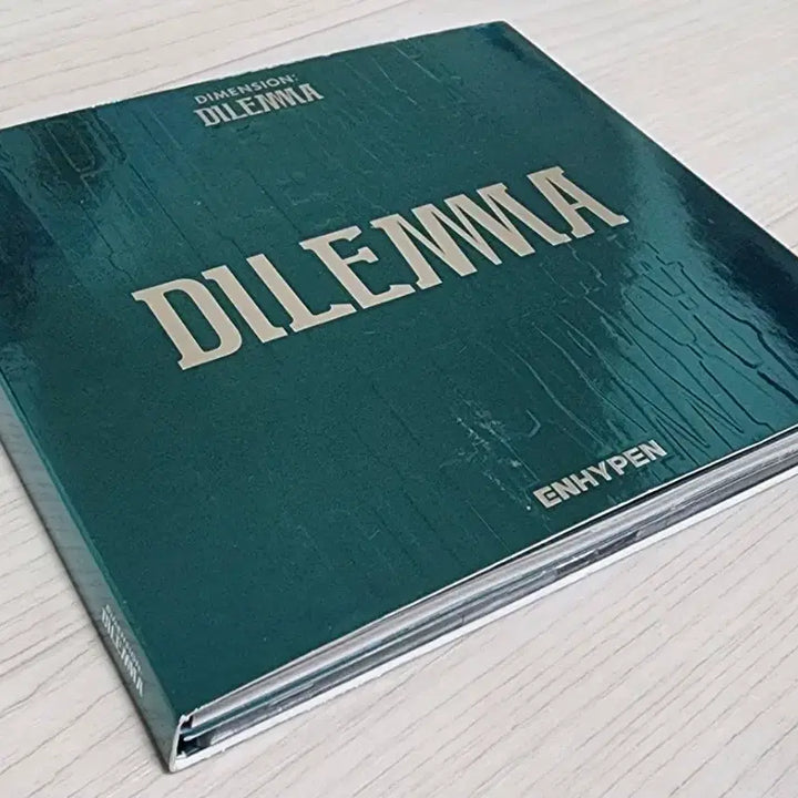 [BUNJANG] ENHYPEN 1st Album Dimension : Dilemma Essential Version CD / 엔하이픈 ENHYPEN 1집 <디멘션 딜레마> 에센셜 버전