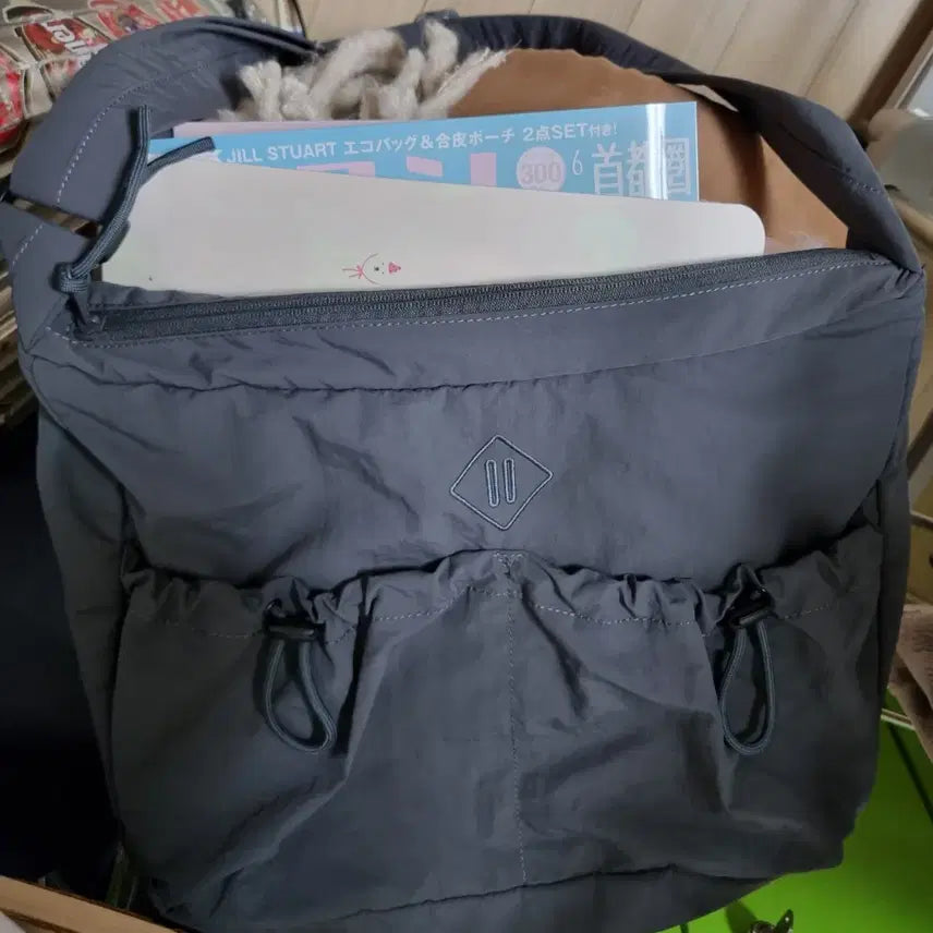 [BUNJANG] SPAO Lightweight Hobo Bag Dark Grey / 경량 호보백 다크그레이