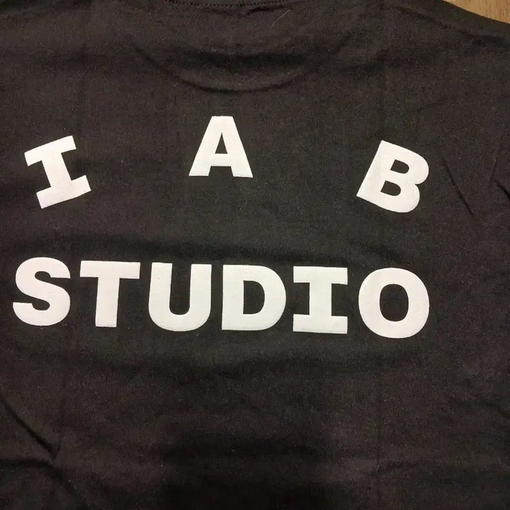 [BUNJANG] IAB Studio Black Short Sleeve T-Shirt / IAB 스튜디오 블랙 반팔 티셔츠