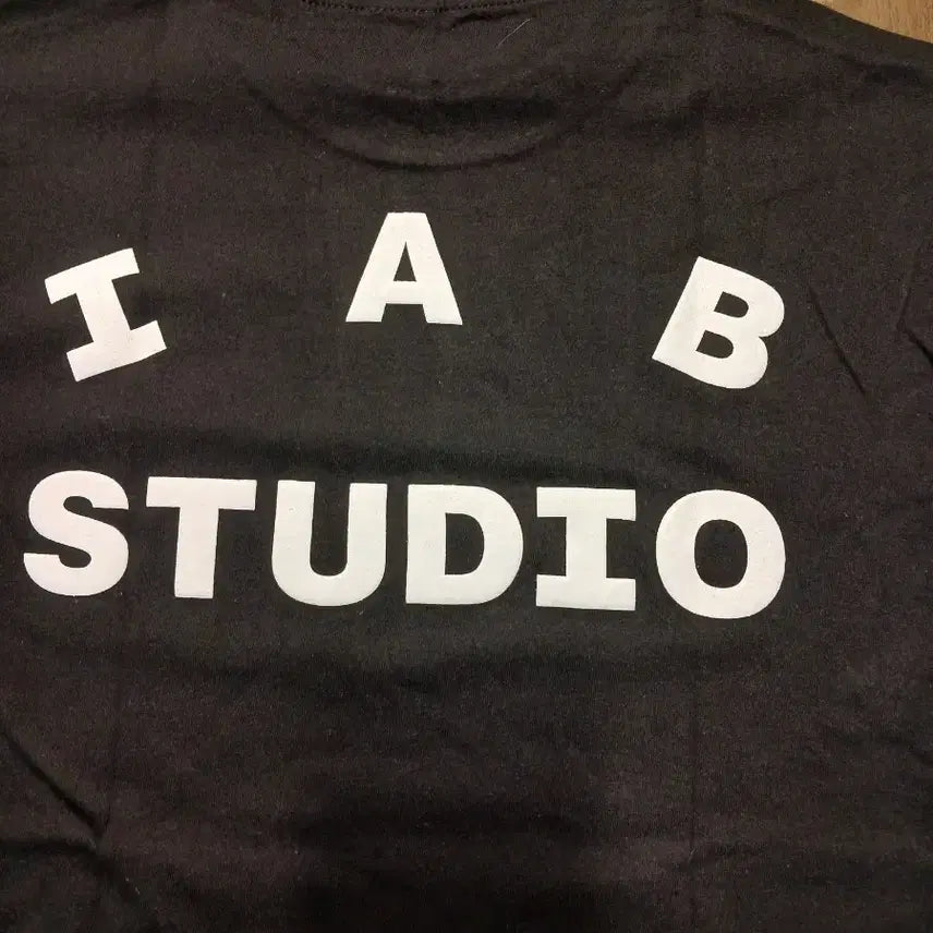 [BUNJANG] IAB Studio Black Short Sleeve T-Shirt / IAB 스튜디오 블랙 반팔 티셔츠