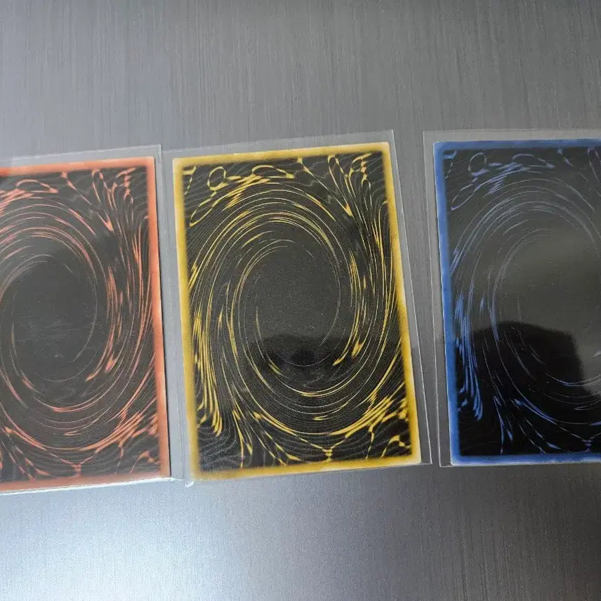 [BUNJANG] Yu-Gi-Oh! Egyptian God Cards Set (Grade B) / 유희왕 신의카드 삼환신 상태b급