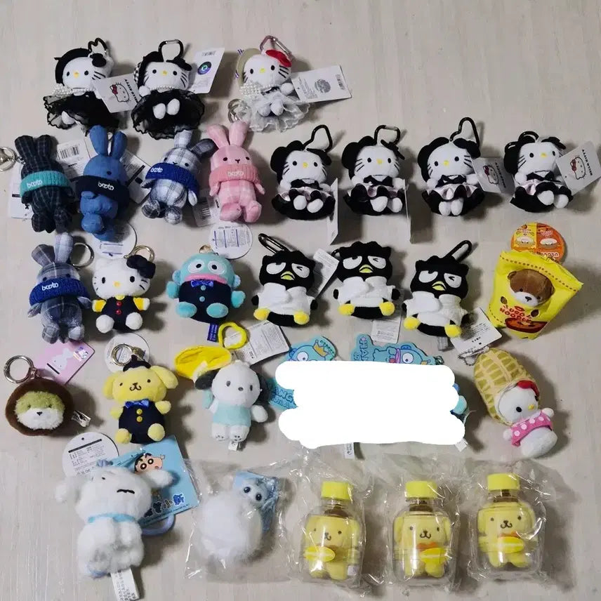 [BUNJANG] Sanrio Characters Plush Keychain Bag Charm (Hello Kitty, Hangyodon, Usahana, Miffy, Bunto, etc.) / 봉제인형 키링 가방고리 (산리오,키티,한교동, 우소우소, 미피 부토 등)