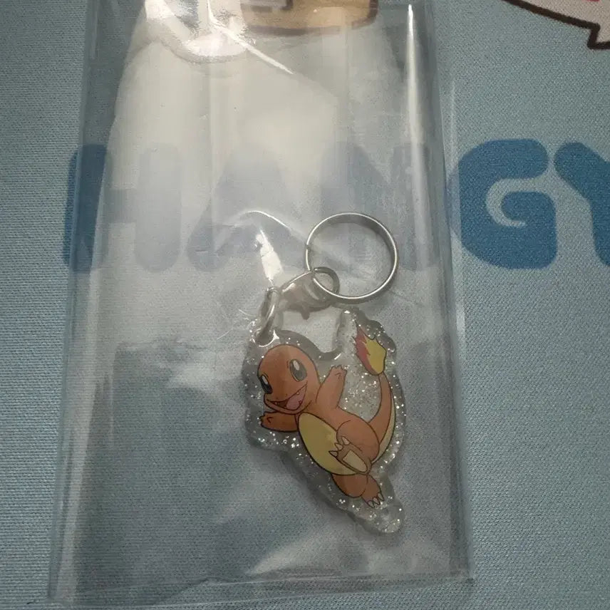 [BUNJANG] Charmander Acrylic Keychain - Lotte World Pop-up Gacha 2024 / 파이리 아크릴 열쇠고리 24년 롯데월드 팝업 가챠