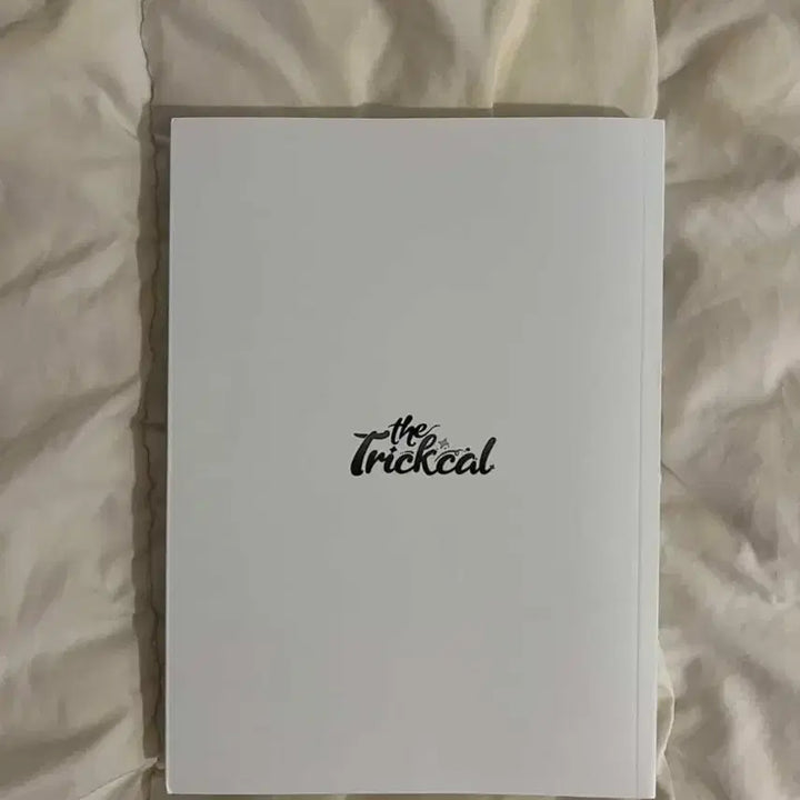 [BUNJANG] The Trickle Book 2nd Edition / 더 트릭컬 책 2쇄 판매합니다