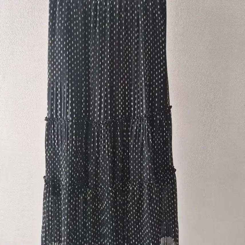[BUNJANG] LeShop Black Water Drop Pattern Pleated Long Skirt / 르샵 검정색 물방울 패턴 플리츠 롱 스커트