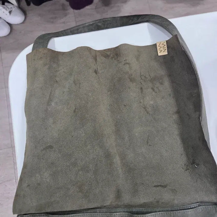 [BUNJANG] Visvim Deerskin Shoulder Bag / 비즈빔 사슴가죽가방