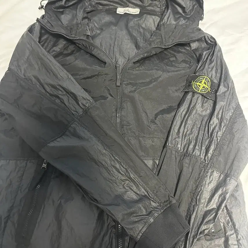 [BUNJANG] Stone Island Windbreaker Jacket / 스톤 아일랜드 바람막이