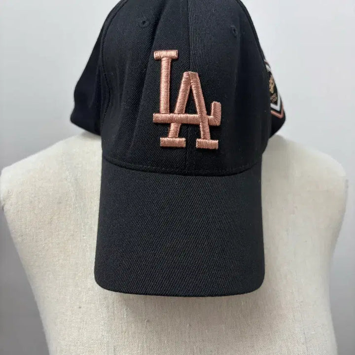 [BUNJANG] LA Black Ball Cap Hat / LA 블랙 볼캡 모자
