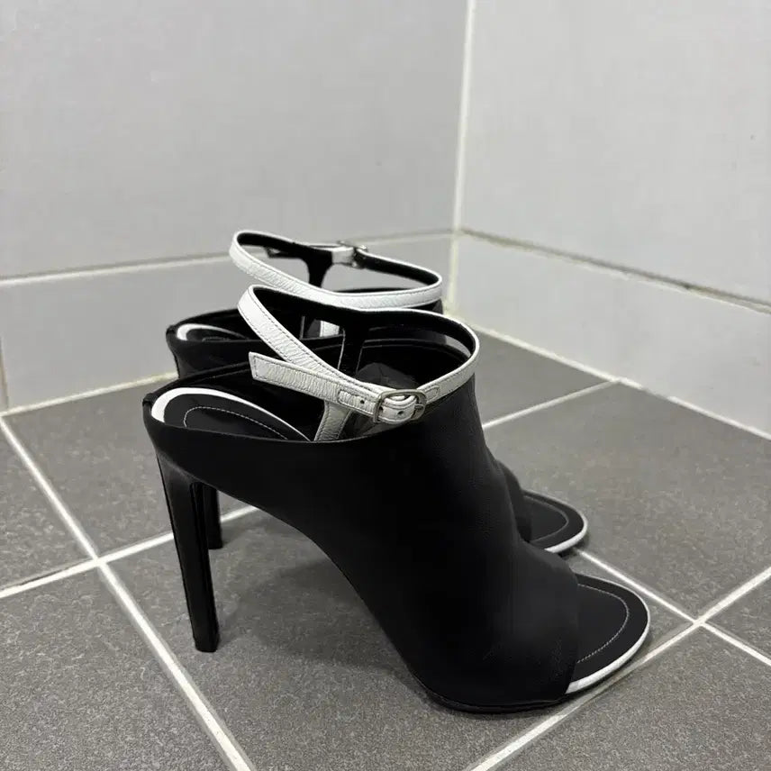 [BUNJANG] Balenciaga Leather Heels / 정품) 발렌시아가 힐