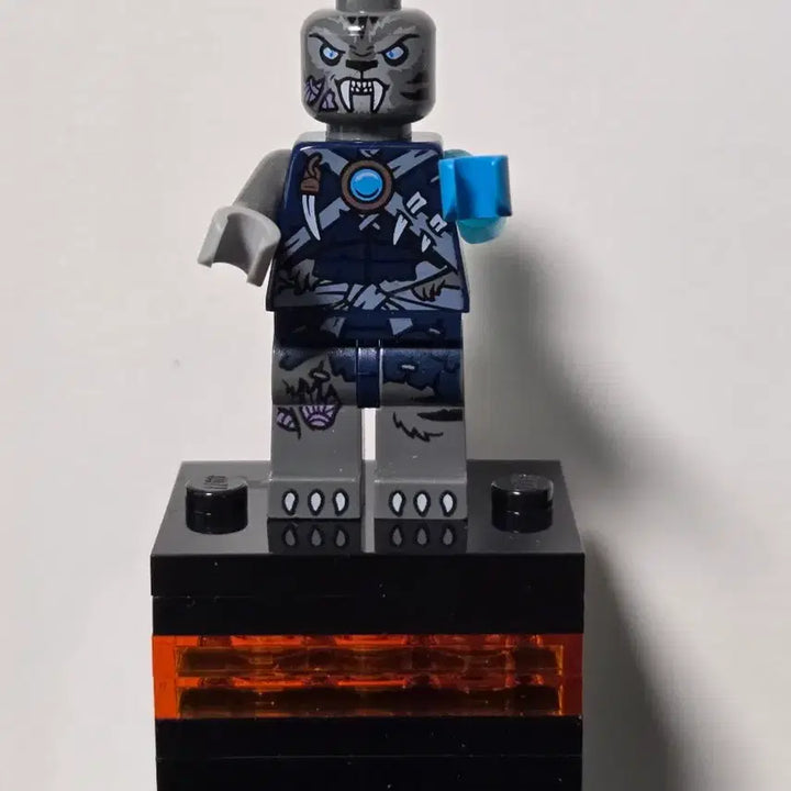 [BUNJANG] Lego Chima Ice Hunter Minifigure / 레고 키마 아이스헌터 미니피규어
