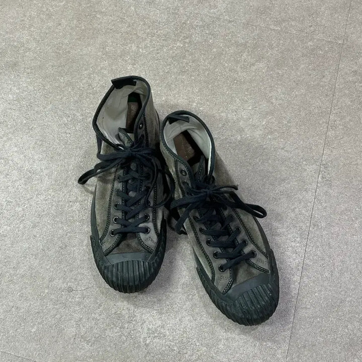[BUNJANG] PF Flyers x Eastlogue Grounder US9 (270) / (US/270) PF 플라이어스 X 이스트로그 US9 그라운더